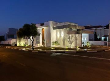Casa · 240m² · 3 Quartos · 4 Vagas · Casa à venda em Sorocaba, Condomínio Vila Verona, com 3 suítes, com 240.71 m²
