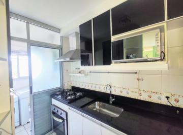 e3b94342-24fc-4e50-9b63-2634c39b1a93 · Versátil apartamento para venda em Parque Novo Mundo com 3 quartos, sendo 1 suíte, 72m²