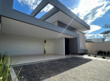 Casa · 242m² · 4 Quartos · 6 Vagas · CASA À VENDA NA 509 SUL - 4 SUÍTES + ESCRITÓRIO, PISCINA E MINI CAMPO DE FUTEBOL