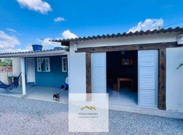 terreno-com-casa-mista-construida-na-melhor-locali-42313162656d782cf2429b1662d55fd3ae9d.jpeg · Terreno com casa e Área gourmet construída, na melhor localização do bairro alto arroio, apenas 300m