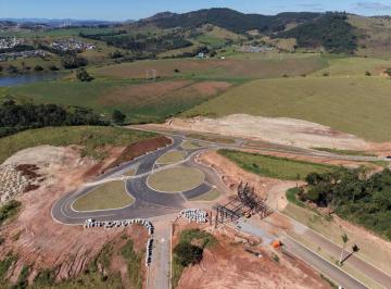Terreno , Bragança Paulista · LOTES a partir de 525m² em BRAGANÇA PAULISTA em Condomínio Fechado com Lazer completo e Lago