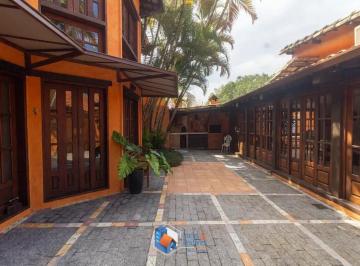 78f7dce9-e4fb-410f-912a-aab6da937303.jpg · Casa para venda em Lapa com 4 quartos, sendo 3 suítes, 400m²