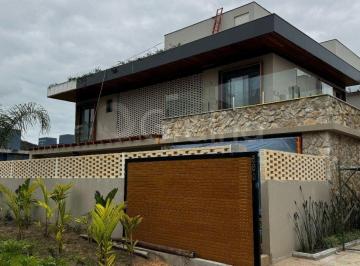 Photo 1 · Casa Residencial de 289,27m² com 4 quartos no Rio Tavares