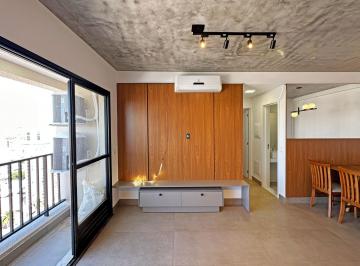 Imagem 1 · Apartamento mobiliado com 2 quartos e suíte, 1 vaga, pronto para morar