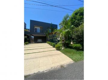 Casa · 254m² · 3 Quartos · Sobrado no condomínio Eco Park Lagos!