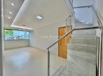 Apartamento · 194m² · 3 Quartos · 2 Vagas · Cobertura à venda no bairro Floresta