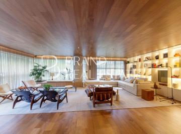 Apartamento · 335m² · 4 Quartos · 4 Vagas · Apartamento próximo ao Parque Ibirapuera, com 4 suítes, andar alto e 4 vagas.