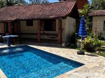 Casa · 200m² · 5 Quartos · 3 Vagas · Compre Excelente Casa Térrea de Praia em Condomínio - Praia de Guaratuba em B...