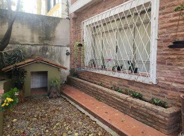 Comercial · 302m² · 4 Vagas · Casa Comercial à venda na Vila Mariana com 8 salas e 4 vagas de garagem.
