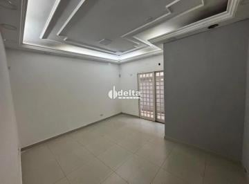 Comercial · 225m² · 2 Vagas · Prédio disponível para locação e venda no bairro Tabajaras em Uberlândia-MG