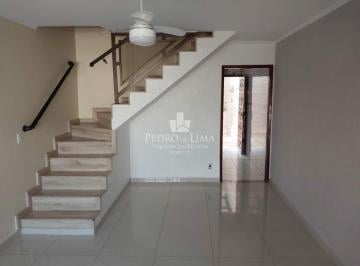 Casa · 71m² · 2 Quartos · 1 Vaga · Sobrado frontal 2 dormitórios, 1 vaga coberta e quintal no Cangaíba