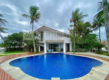c7aa12d08a21058a36205945135ea32949290439 · Casa no Guarujá. Enseada, Frente ao Mar, 5 Quartos com Vista Mar, Varanda e Piscina - Mercuri Imóvei