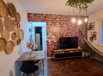 Apartamento · 39m² · 1 Quarto · 1 Vaga · Apartamento de 1 dormitório no Bairro Petrópolis em Porto Alegre