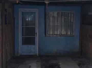 Casa · 2 Quartos · 2 Vagas · 
                                Sobrado com Quintal em Viamão - BAIRRO SANTA CECÍLIA: Oportunidade 