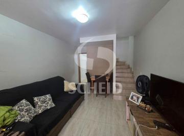 Casa · 89m² · 3 Quartos · 1 Vaga · Sobrado à venda de 3 dormitórios, 1 suíte, 68m² Total e 89m² Útil, 1 vaga grande, no Bairro Pedreira