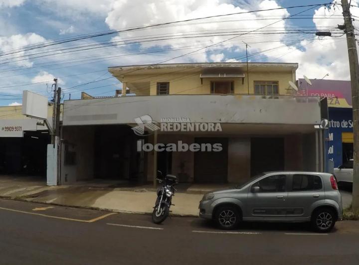 Casa Sobrado em São José do Rio Preto