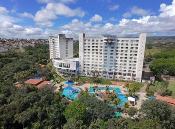 Apartamento · 1 Vaga · Apartamento à Venda em Resort completo – Caldas Novas