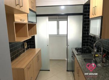 Apartamento · 52m² · 2 Quartos · 1 Vaga · Apartamento à venda com 52m², 2 quartos e 1 vaga