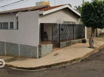 559af5f220560a8c7e17dc87c510bc37b9c7972f · Casa com 3 quartos, sendo 1 suíte, todos com armários e climatizados à venda, 140 m² por R$ 399.000 