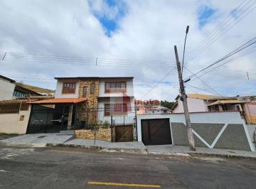 08cbec92f2ec4e3fd6f4351bdb58976e69bdf691 · Casa com 5 quartos com área gourmet por apenas 1.250,000,00