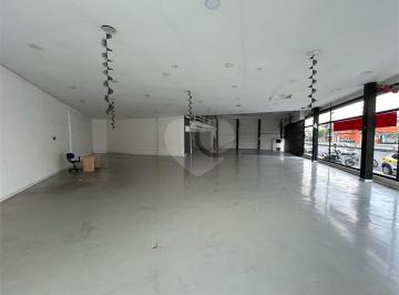 Comercial · 432m² · Salão Comercial à venda em Vila maria trindade - SP