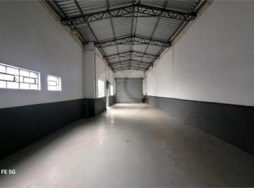 Comercial · 230m² · 3 Vagas · Galpão à venda em Vila anastácio - SP