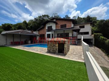 f569c401a8f834adab9dcecedef32e73.jpg · Cond. fechado de 400m² com 5 quartos