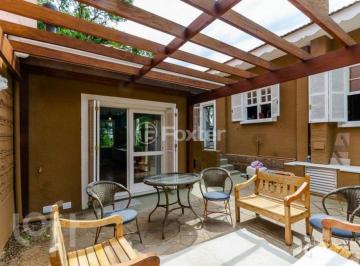 2194bee1 · Casa, 2 dormitórios, 250 m², em Espírito Santo
