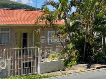 71d89451 · Casa, 4 dormitórios, 190 m², em Partenon