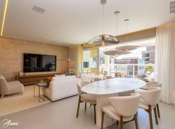 Apartamento · 156m² · 3 Quartos · 2 Vagas · Apartamento à venda no bairro Juvevê