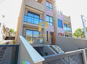 Casa · 268m² · 3 Quartos · 4 Vagas · Sobrado à venda no bairro Tingui