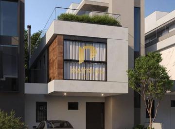 Casa · 309m² · 3 Quartos · 4 Vagas · Casa à venda no bairro Campo Comprido