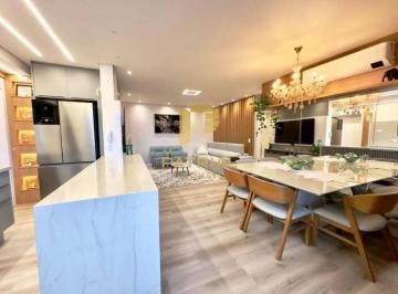 Apartamento · 107m² · 3 Quartos · 2 Vagas · Apartamento à venda no Centro
