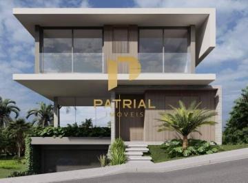 Casa · 360m² · 4 Quartos · 4 Vagas · Casa à venda no bairro Santa Felicidade