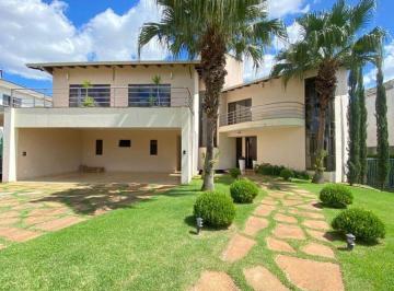 Casa de 5 quartos, Brasília · Aluga Exclente Casa no Park Way em Condominio 5 Suítes com Área de Lazer com Piscina