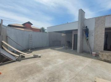Casa de 3 quartos, Itanhaém · CASA COM PISCINA A VENDA NA PRAIA EM ITANHAÉM