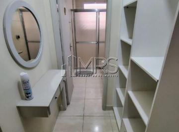 Apartamento · 39m² · 1 Quarto · 1 Vaga · Excelente kitnet reformado a 50 metros da praia. O imóvel está localizado na Vila Tupi, bairro que t