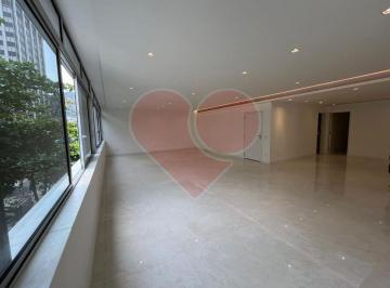 Apartamento de 5 quartos, Rio de Janeiro · Luxuoso apartamento duplex com 354m² com 5 suites, totalmente reformado