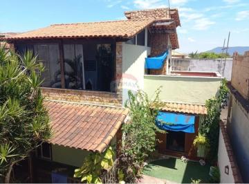 Casa · 188m² · 3 Quartos · 5 Vagas · Duas Casas em um único terreno em São Pedro da Aldeia