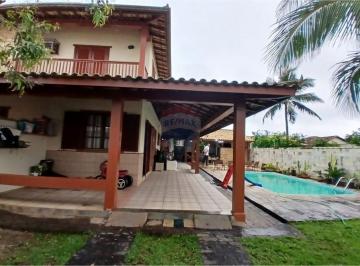 Casa · 203m² · 3 Quartos · 1 Vaga · Luxo e Conforto no Coração de Casimiro de Abreu!