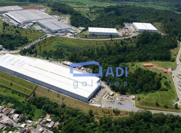 7eb5dfb81223b93a2f4687287f5110a349a0b5b2 · Galpão 45500 m² - 70 docas - Embu das Artes - Régis Bittencourt