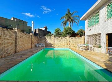 Casa · 274m² · 4 Quartos · 4 Vagas · Casa com 4 quartos no Bairro Tristeza à 100 m da Av. Wenceslau Escobarr