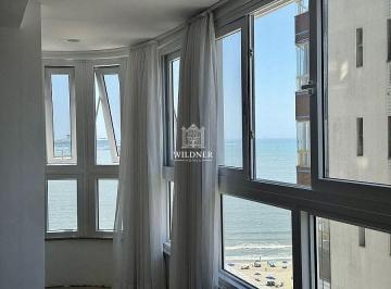 Apartamento · 177m² · 3 Quartos · 1 Vaga · Apartamento Frente Mar no Ed. Dona Irma | 3 Suítes
