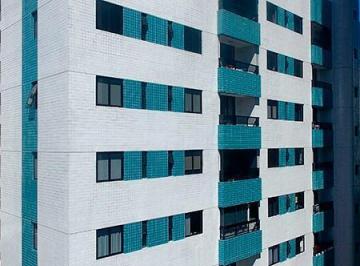Apartamento · 74m² · 3 Quartos · 2 Vagas · Apto 03 Quartos 01 Suite 74m² Oportunidade Proximo ao Club Nautico