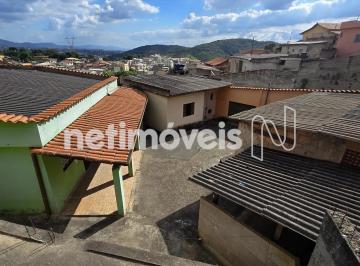 Casa · 370m² · 4 Quartos · 5 Vagas · Terreno amplo de aproximadamente 370m²; com 3 casas/barracões, no Parque Elizabeth, Ibirité/MG