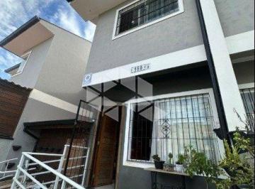 Casa · 75m² · 2 Quartos · 2 Vagas · Sobrado com 2 quartos/dormitórios no bairro Potecas, em São José - SC