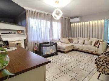 Casa · 150m² · 5 Quartos · 2 Vagas · CASA ALTO PADRÃO À VENDA - UM VERDADEIRO PARAÍSO PARTICULAR