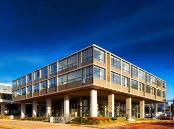 Comercial , Brasília · HUB 45 | Aluguel de loja comercial na melhor quadra do Noroeste