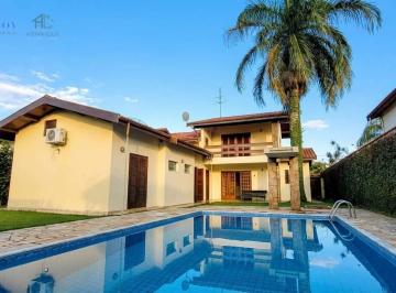 Casa · 419m² · 3 Quartos · 4 Vagas · Casa Espaçosa com Piscina, Salão de Festas e Área Gourmet