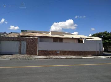 Casa · 145m² · 2 Quartos · 1 Vaga · Conforto e praticidade: casa térrea no Pasin com área gourmet